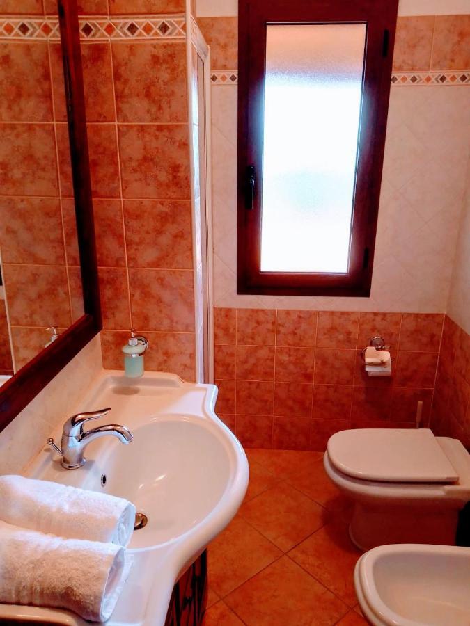 Residenza Rosa Maria Apartment Orosei Luaran gambar