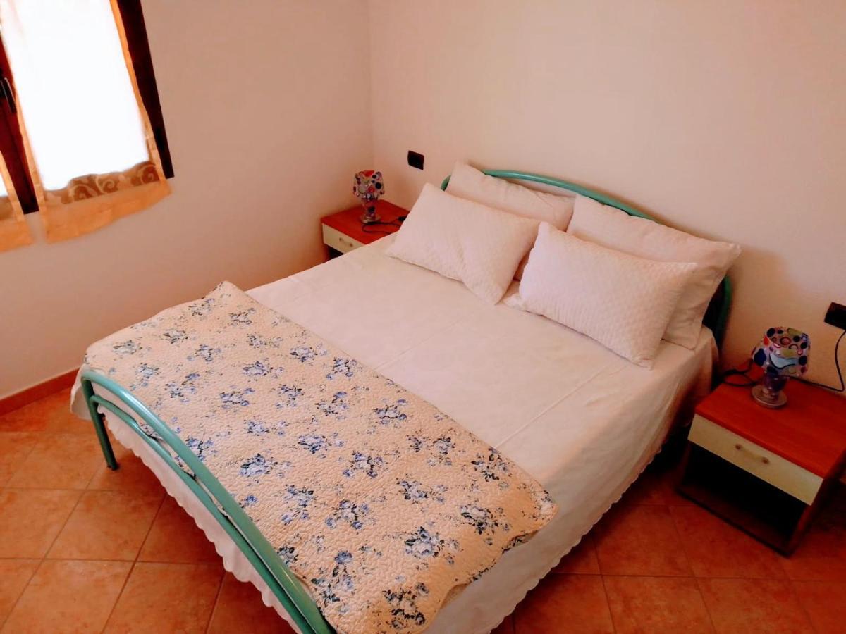 Residenza Rosa Maria Apartment Orosei Luaran gambar