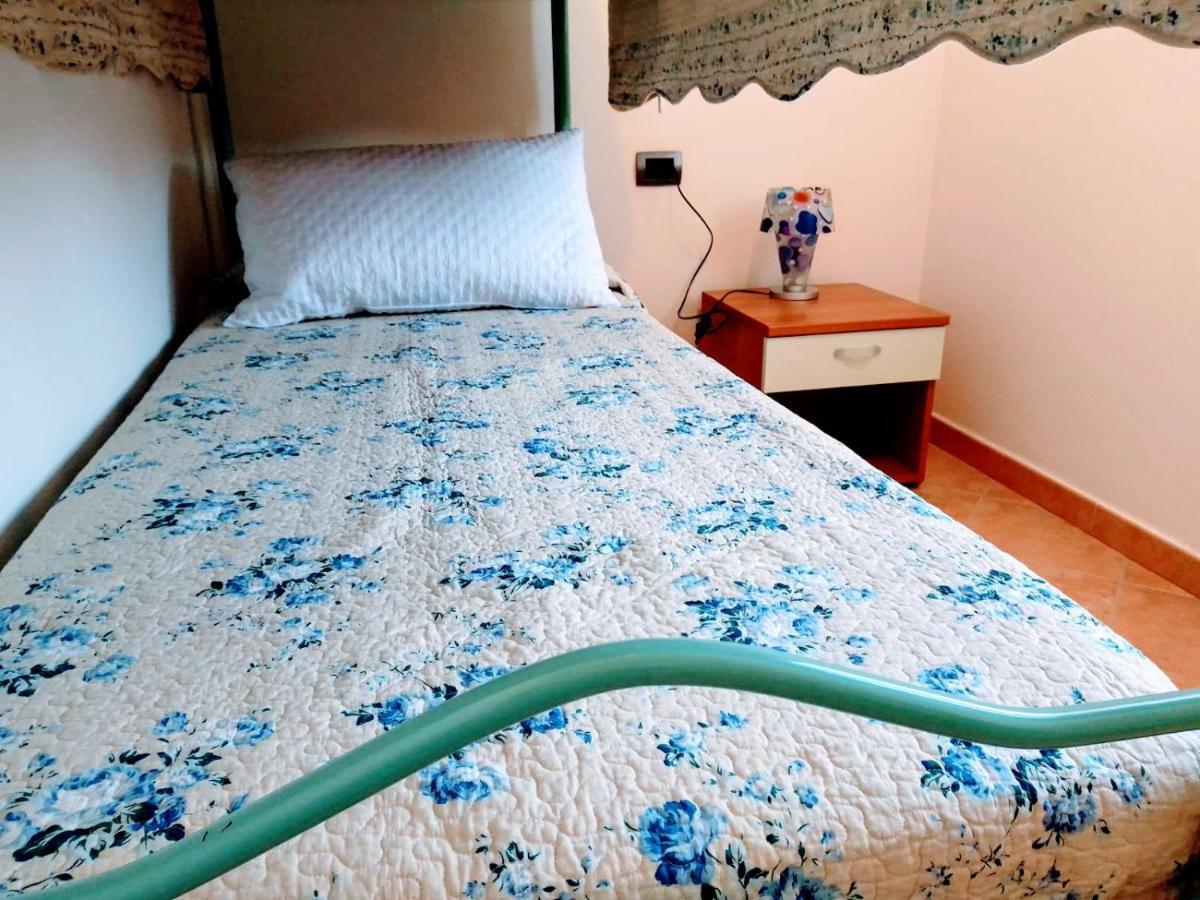 Residenza Rosa Maria Apartment Orosei Luaran gambar