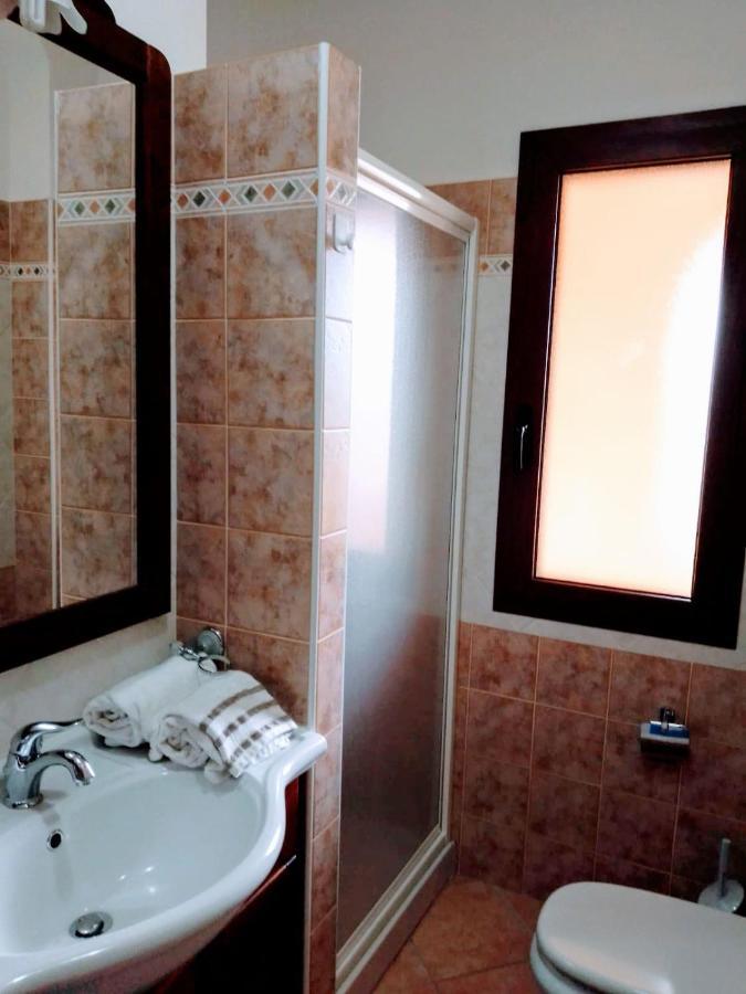 Residenza Rosa Maria Apartment Orosei Luaran gambar