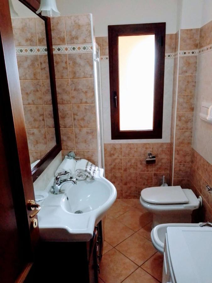Residenza Rosa Maria Apartment Orosei Luaran gambar